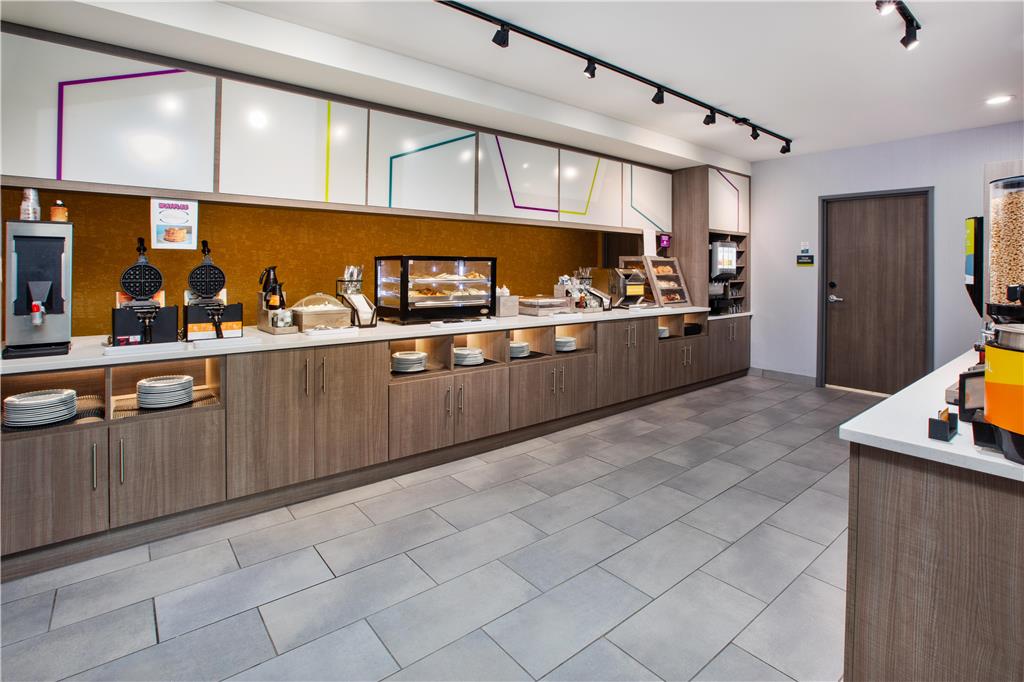 Home2 Suites by Hilton Traverse City Image