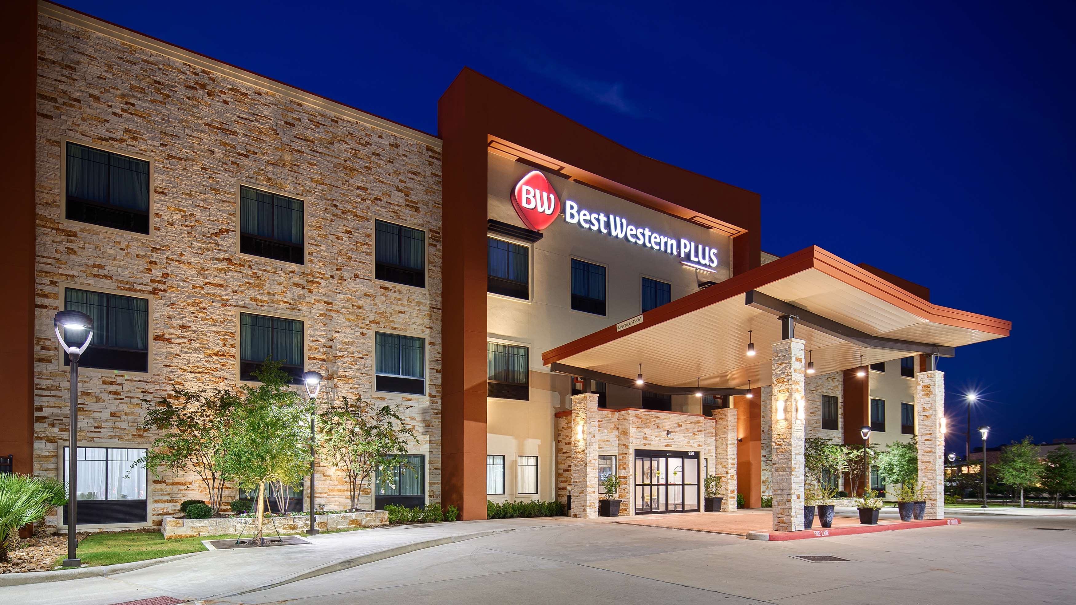 Best Western Plus College Station Inn & Suites Photo