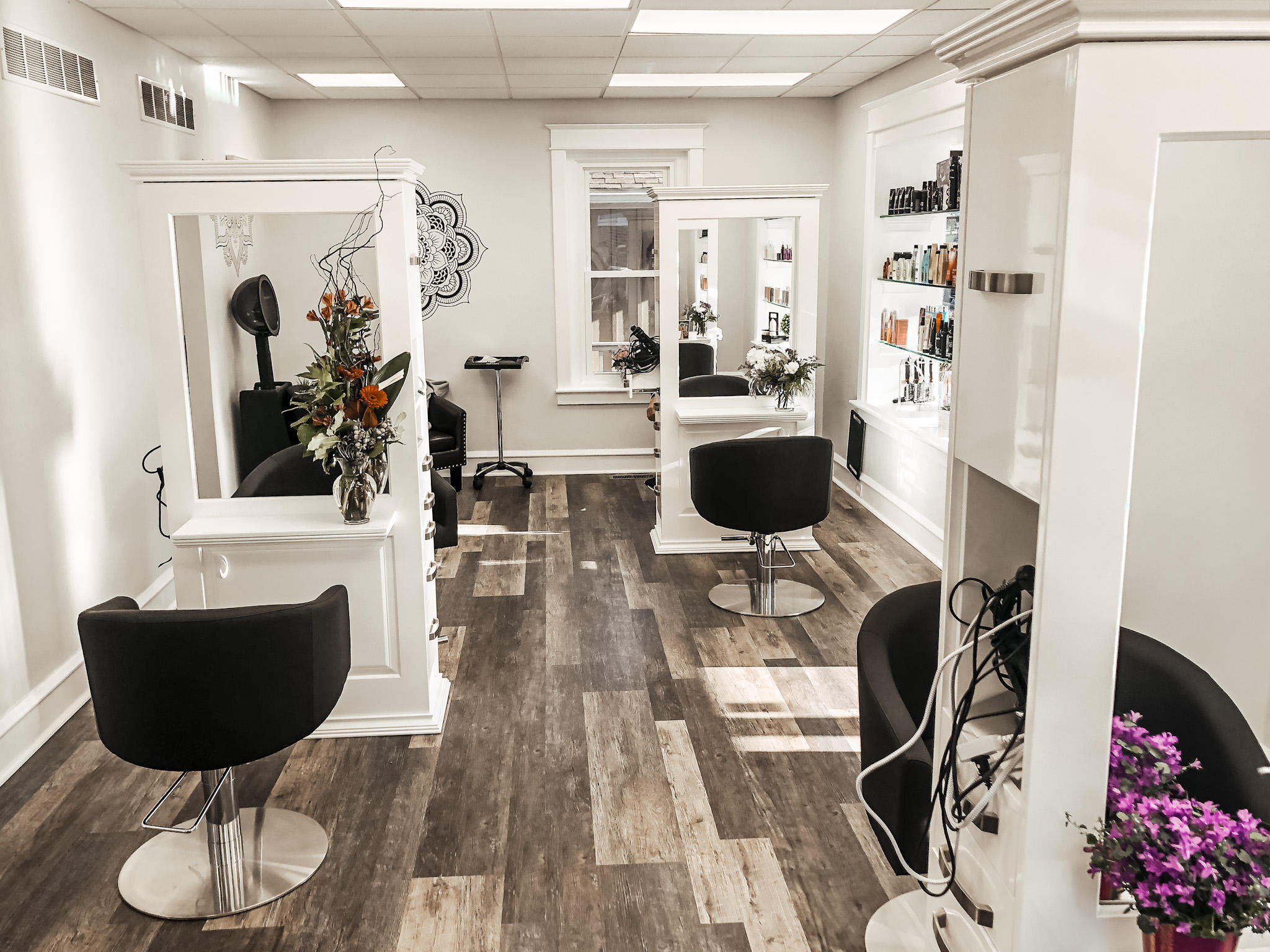 Salon Bella & Co. Photo