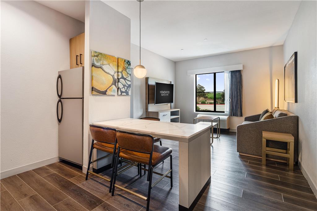 Homewood Suites by Hilton Beaumont, TX Image