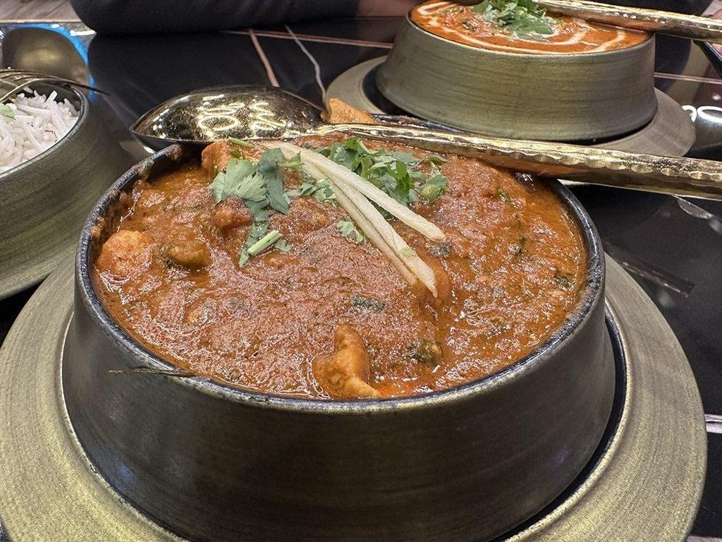 Luxurious Chicken Curry