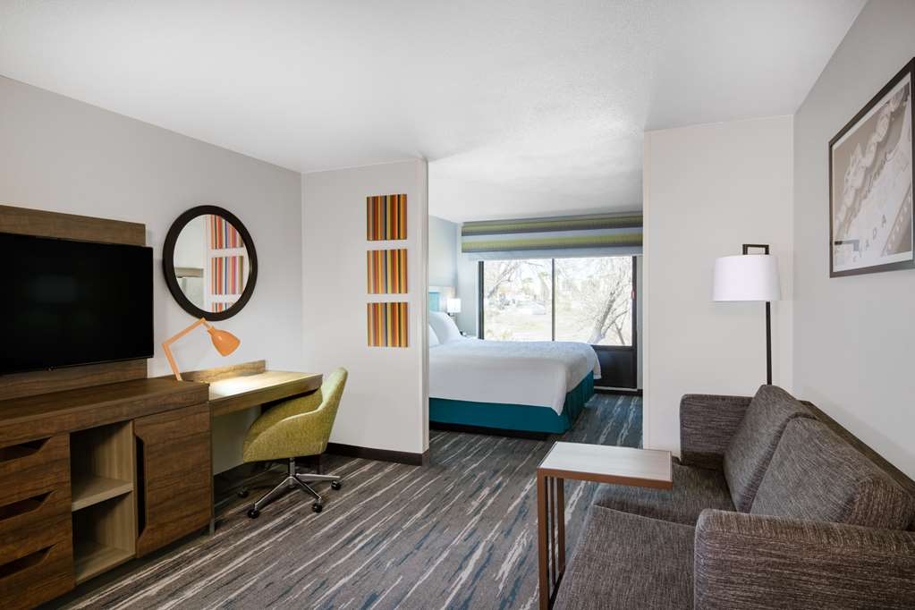 Hampton Inn & Suites Las Vegas-Henderson Image