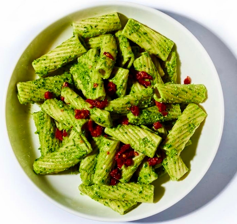 Rigatoni Pesto