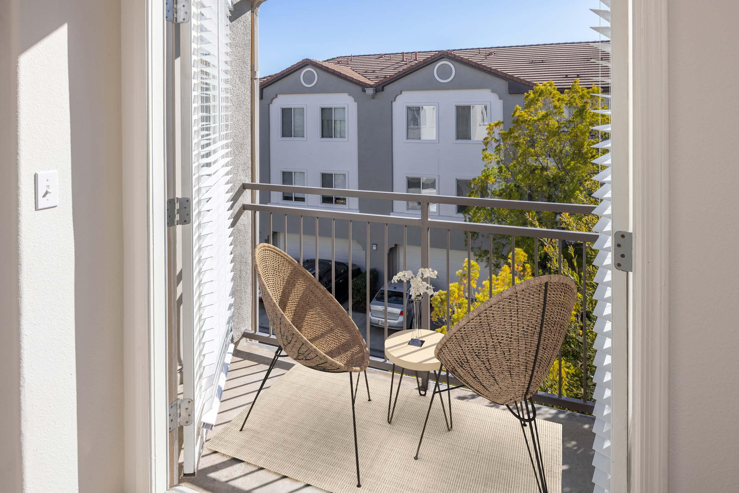 camden vineyards apartments murrieta ca townhome balcony