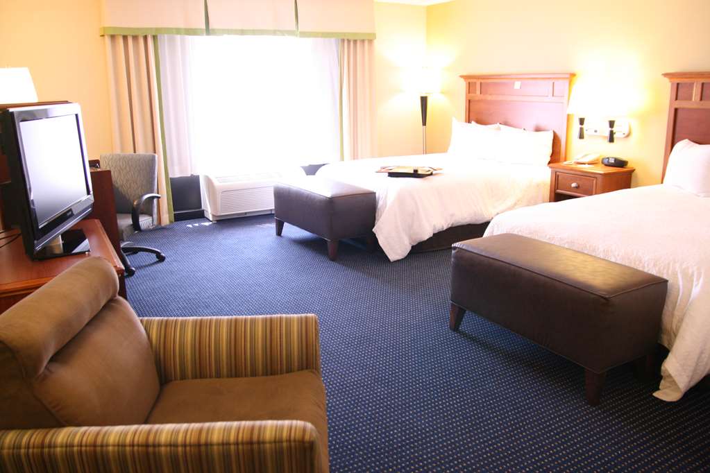 Hampton Inn Warrenton Image