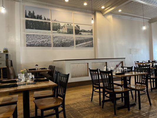 Prairie Canary Restaurant & Bar Image