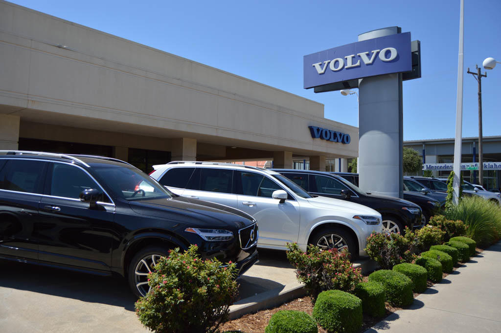 Volvo Sales Center in Oklahoma City