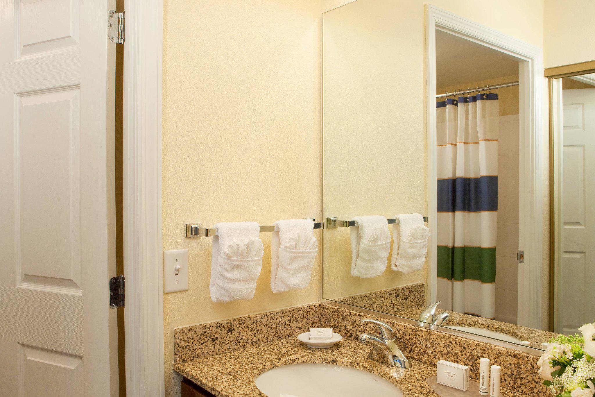 Residence Inn by Marriott Boston Woburn Photo