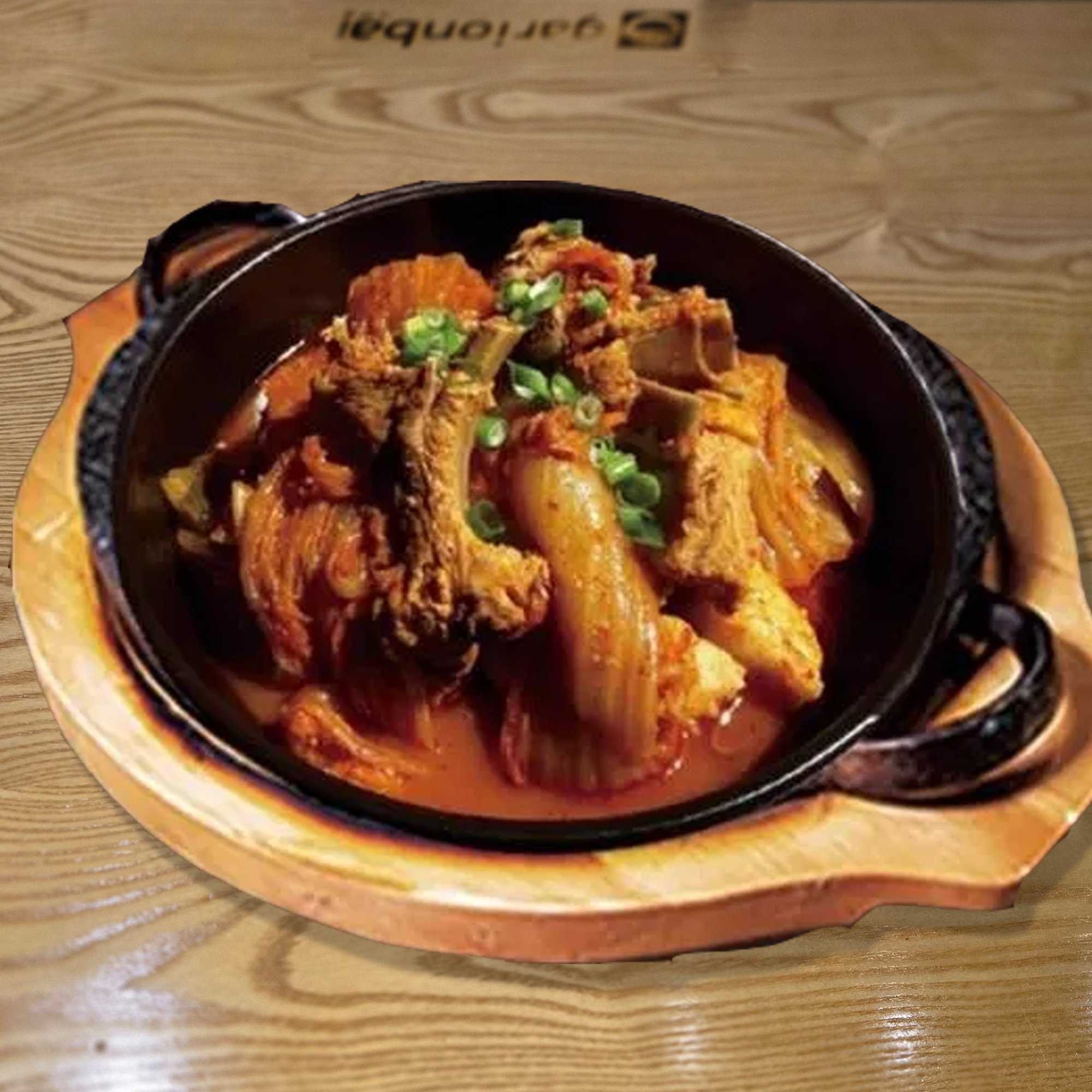 Aged kimchi braised with pork rib/묵은지돼지등갈비찜