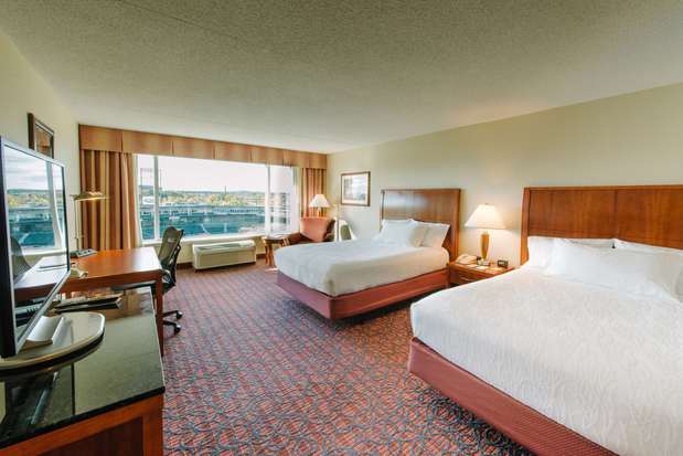 Images Hilton Garden Inn Manchester Downtown