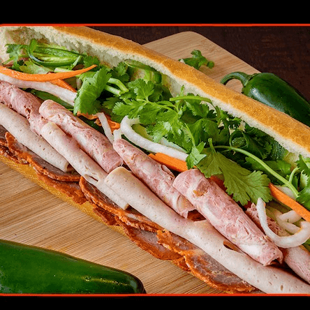 B01. BANH MI SPECIAL /BANH MI  DAC BIET