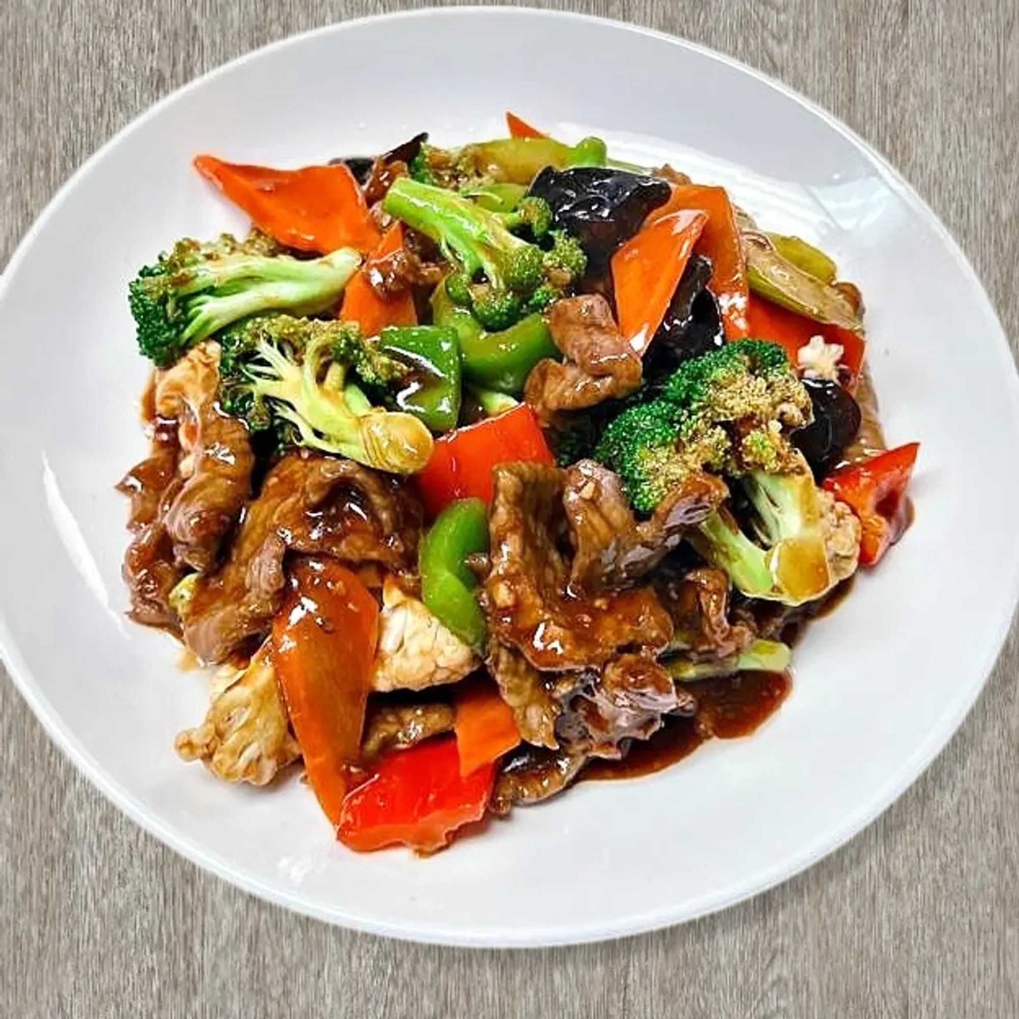 Beef with Mixed Vegetables 杂菜牛