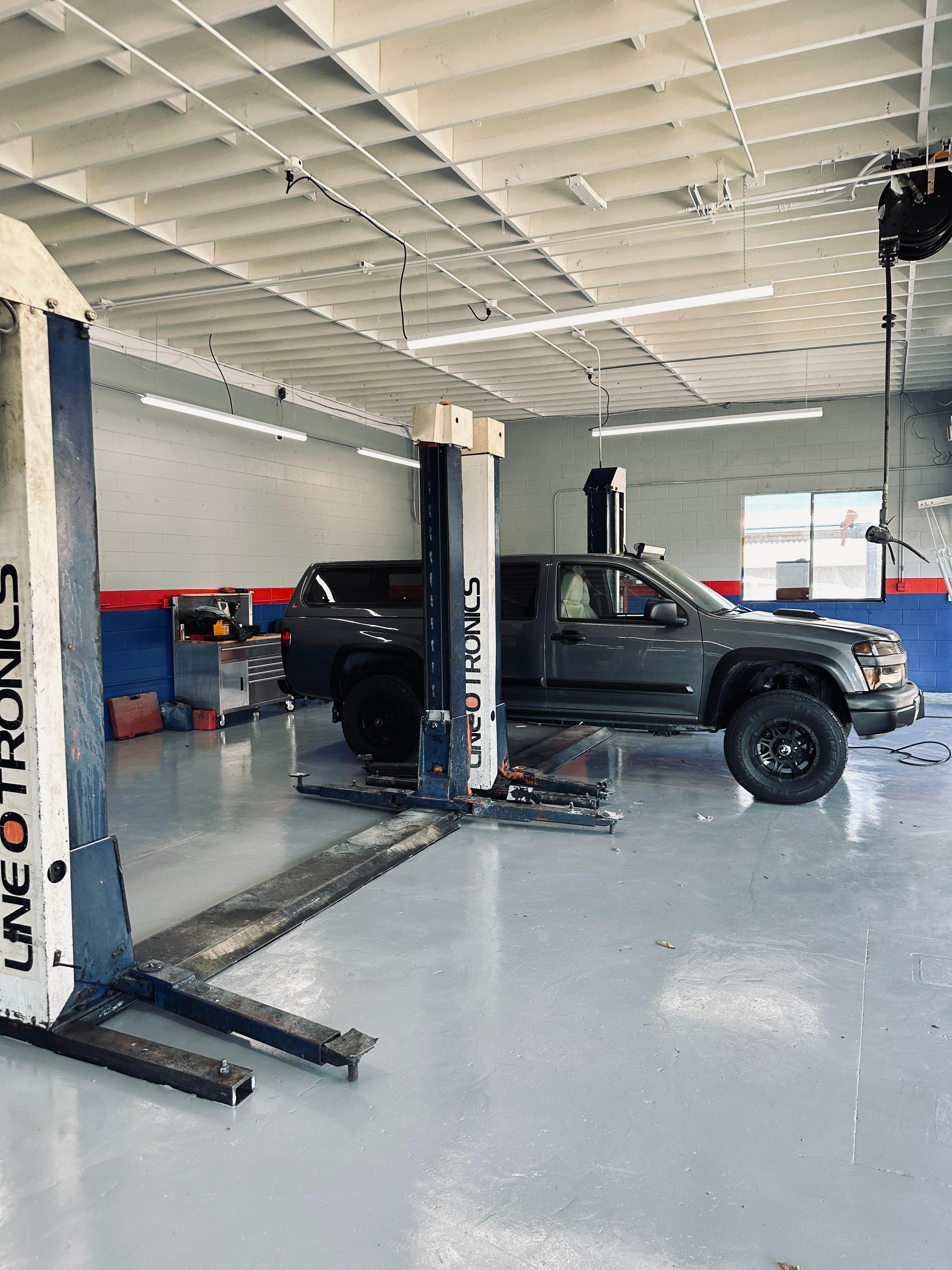 Raven's Auto Repair Image