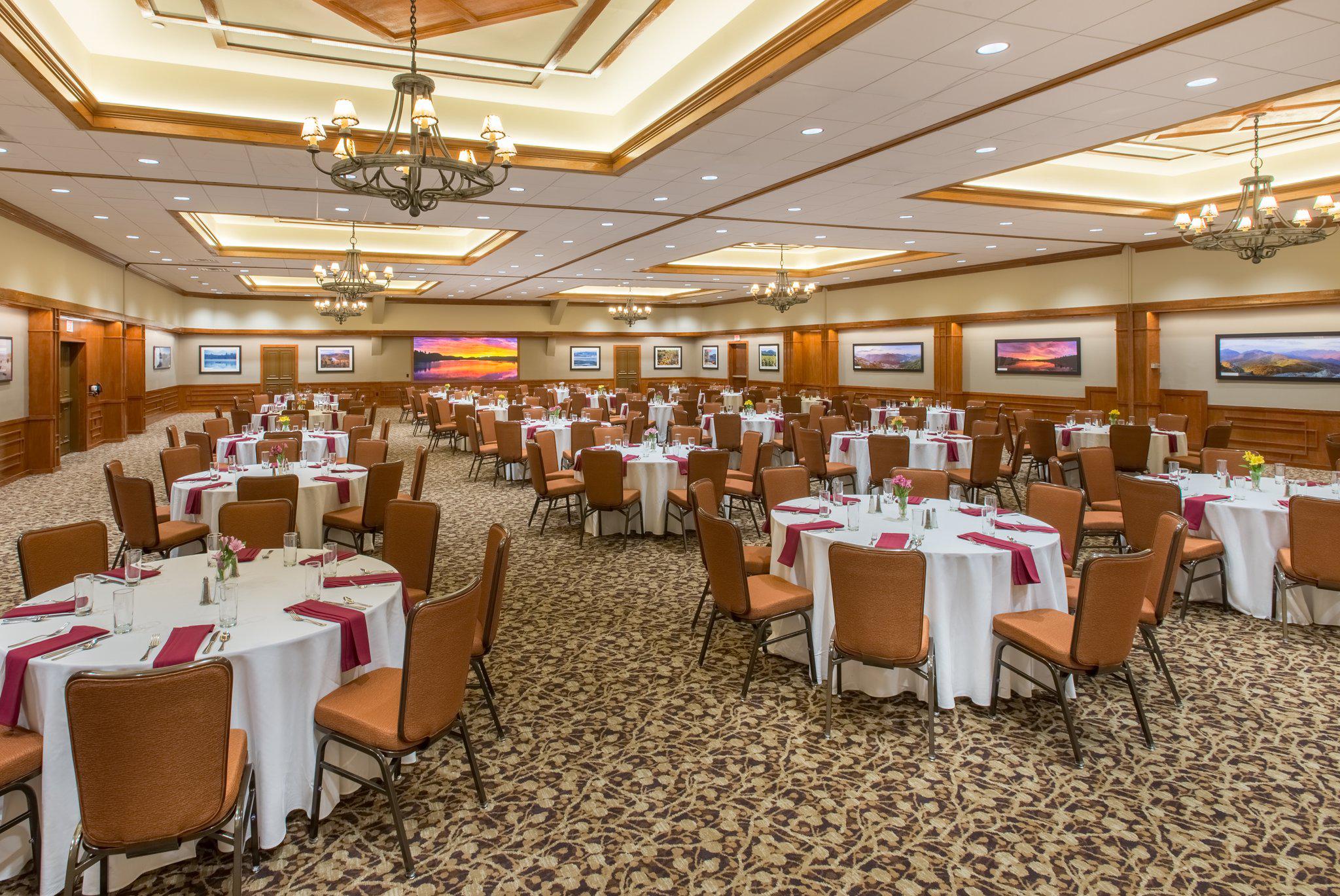 Crowne Plaza Lake Placid by IHG Image