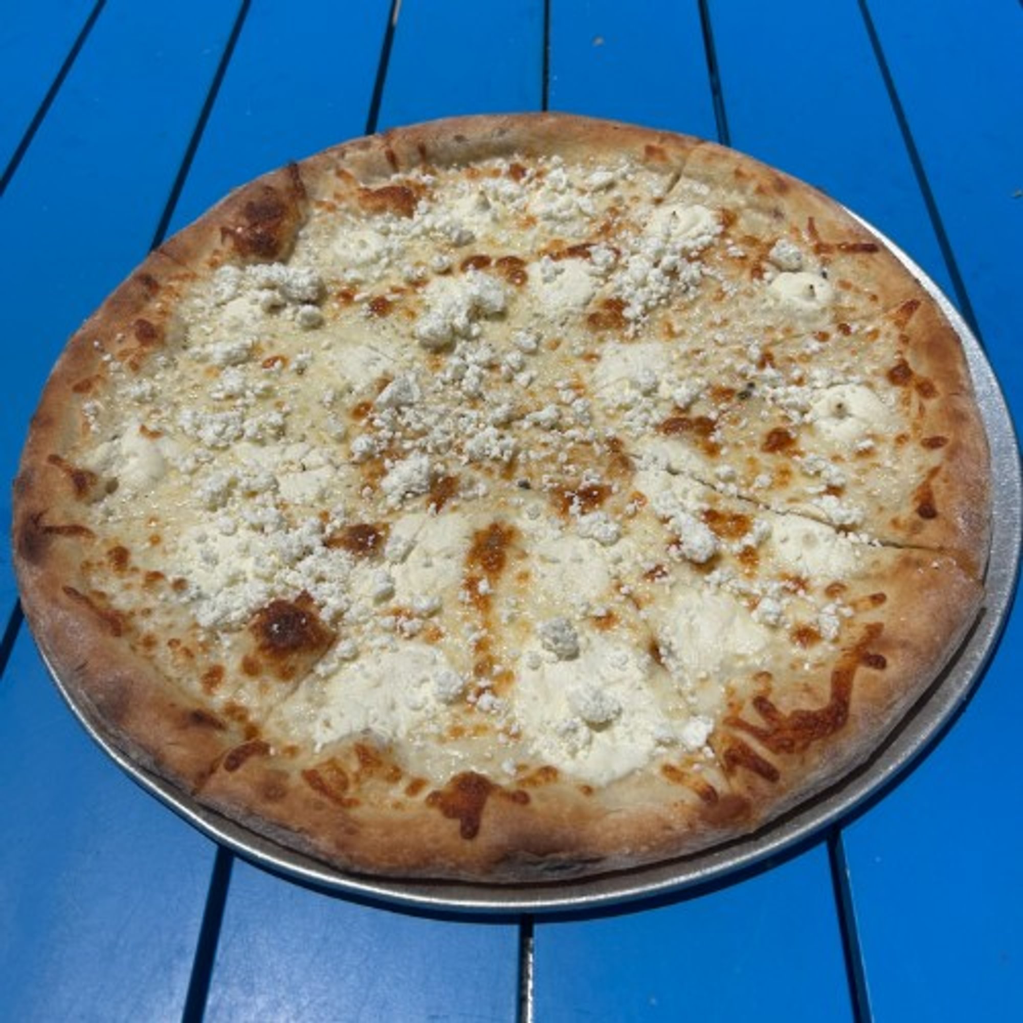 Great White Pizza 16"