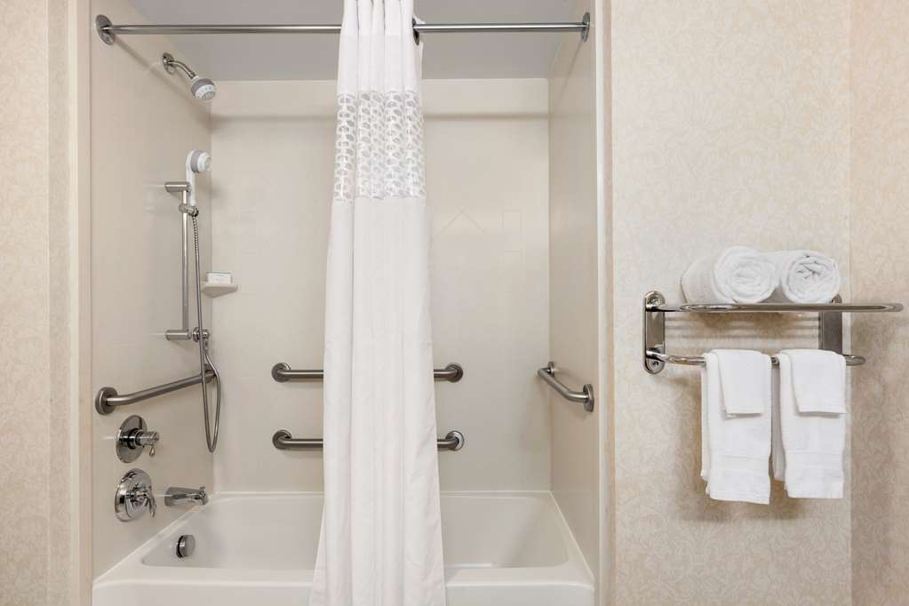 Hampton Inn Warrenton Image