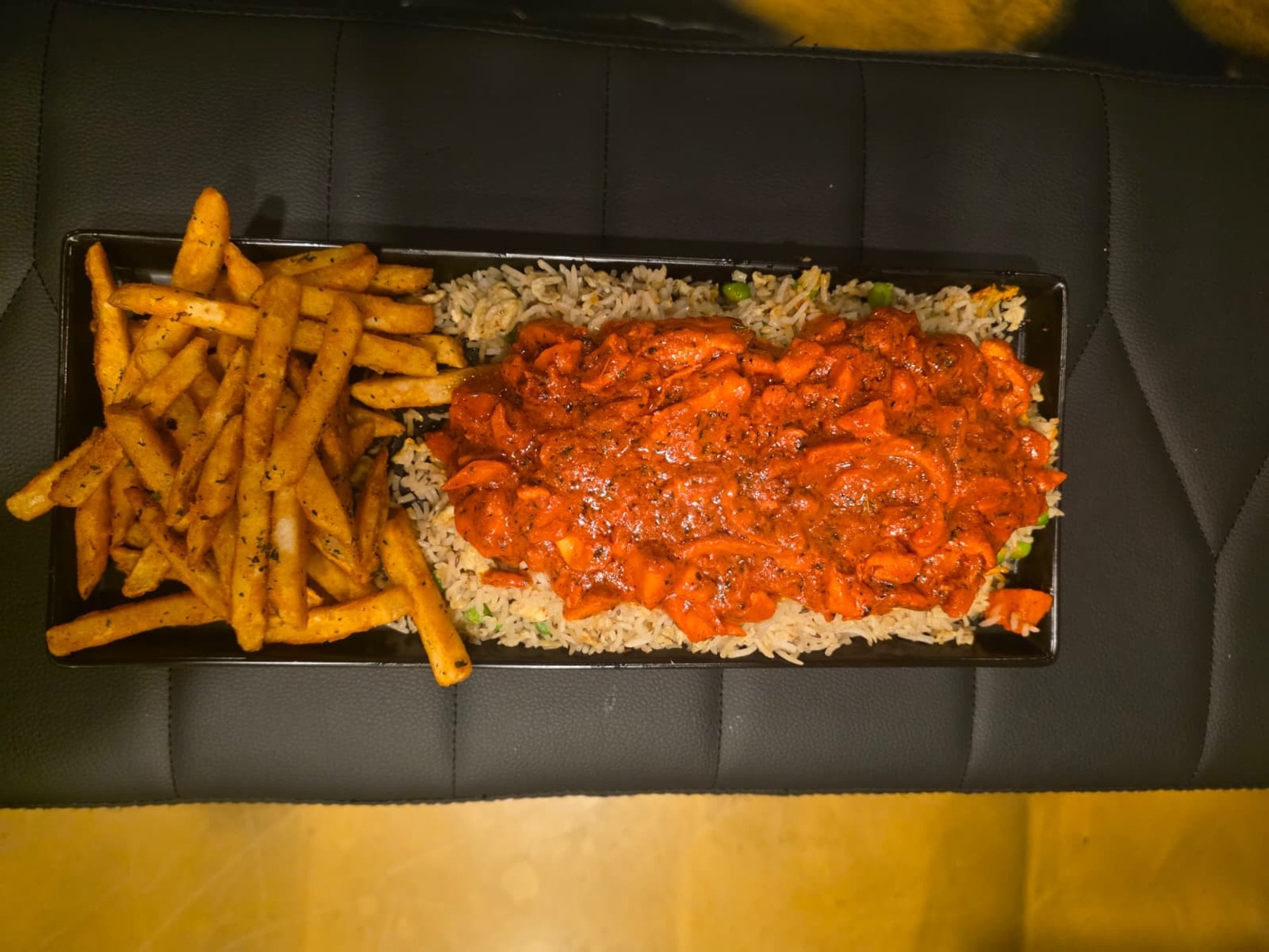 Urban Tandoori Smoke Express Bowl — Smoky Chicken, Rice & Masala Fries