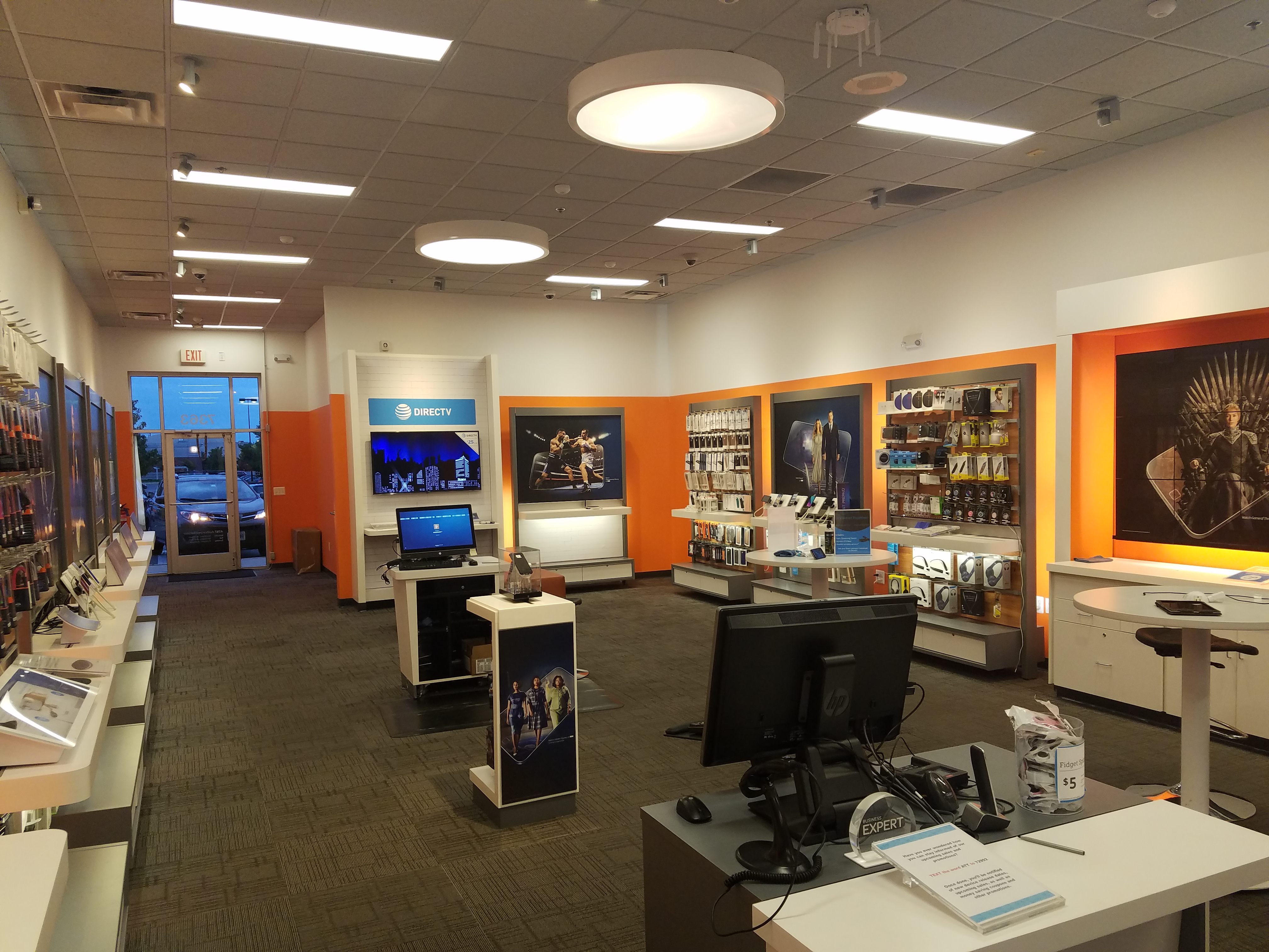 AT&T Store Photo