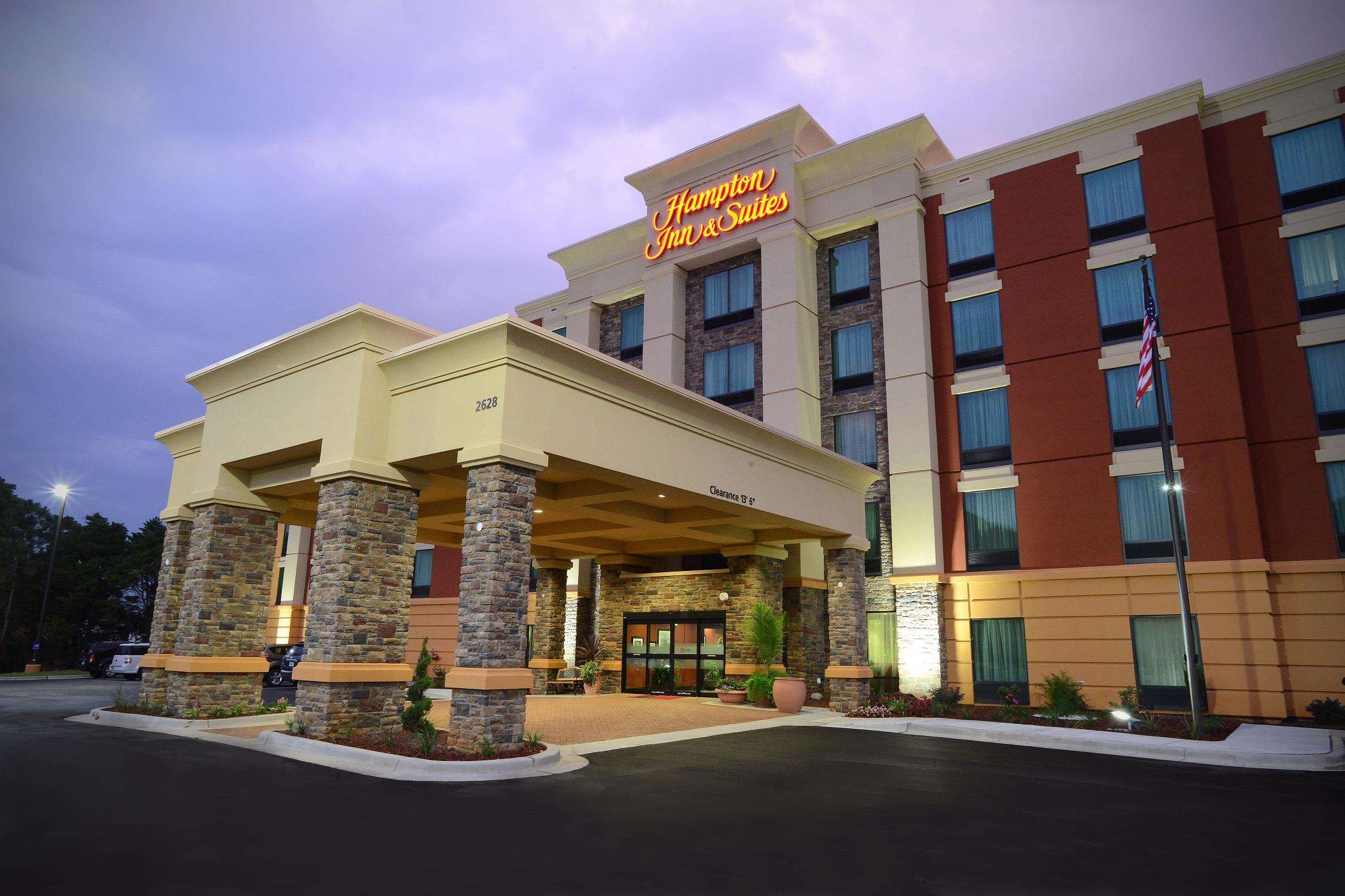 Hampton Inn & Suites Albany At Albany Mall Photo