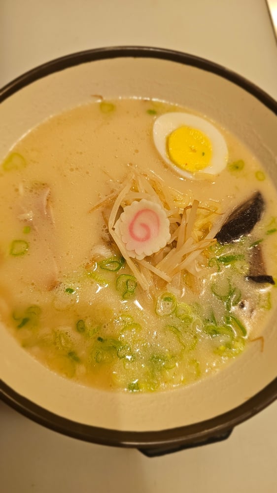 (L) Tonkotsu Ramen