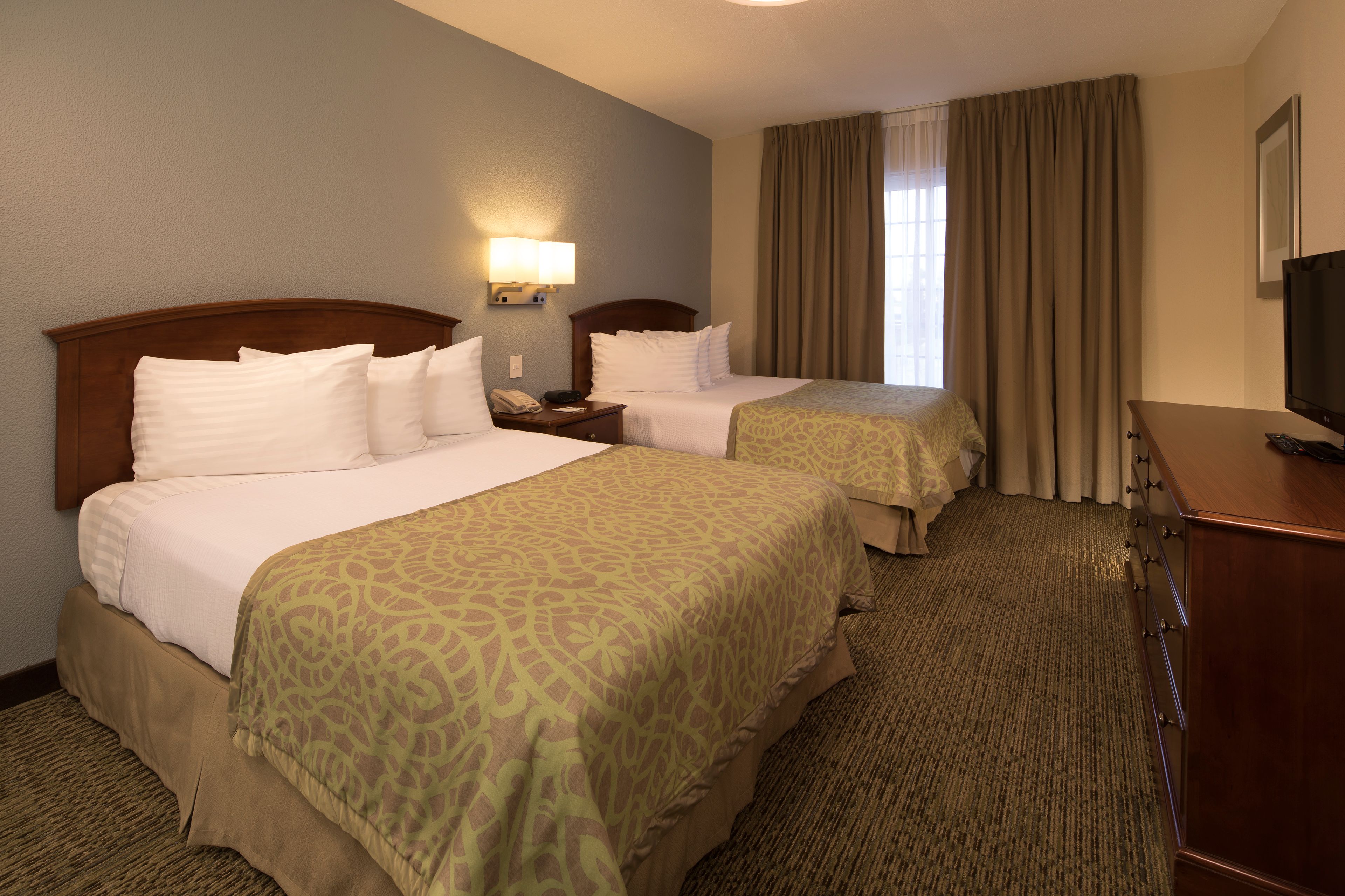 Images Staybridge Suites Monterrey - San Pedro