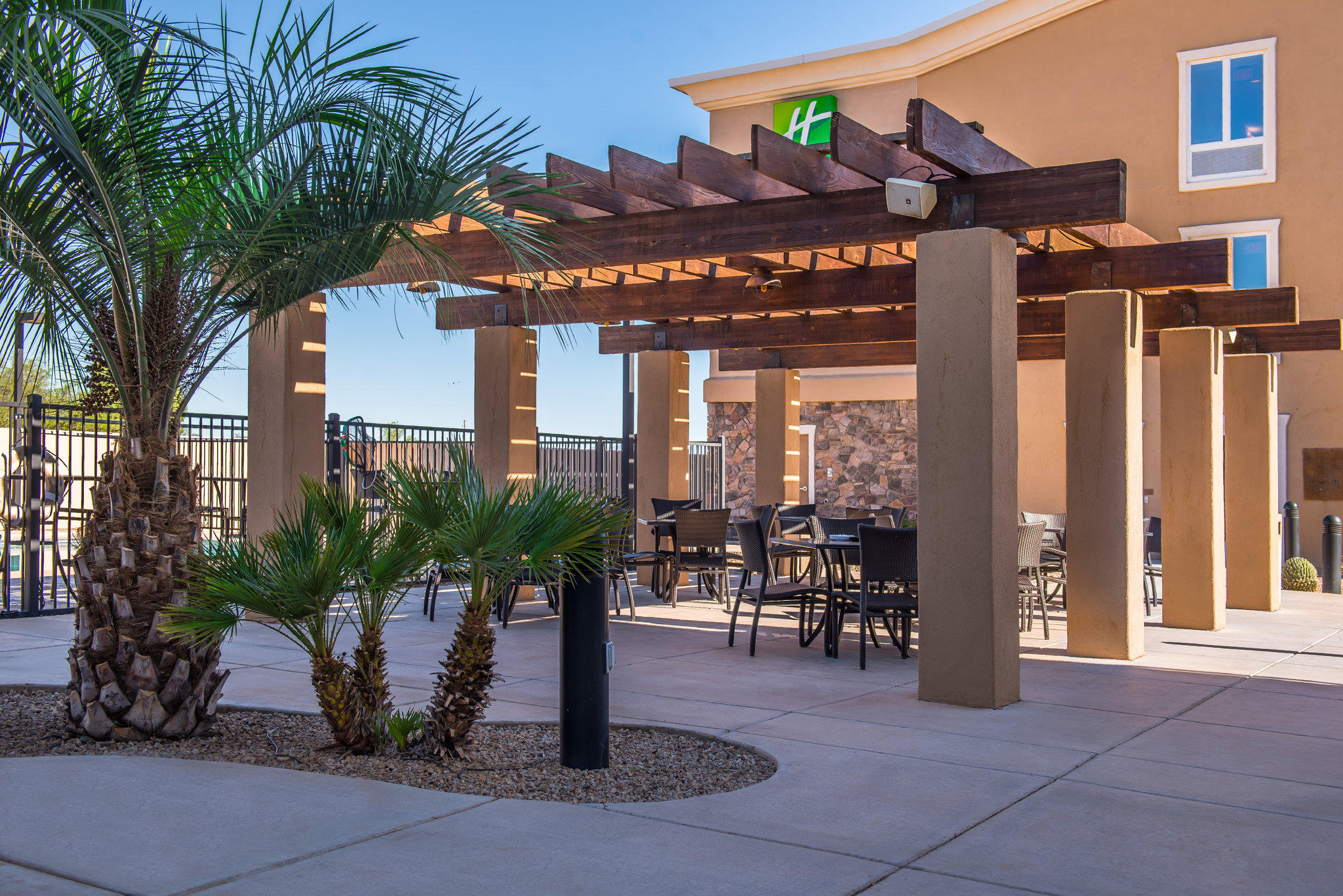 Candlewood Suites Sierra Vista Photo