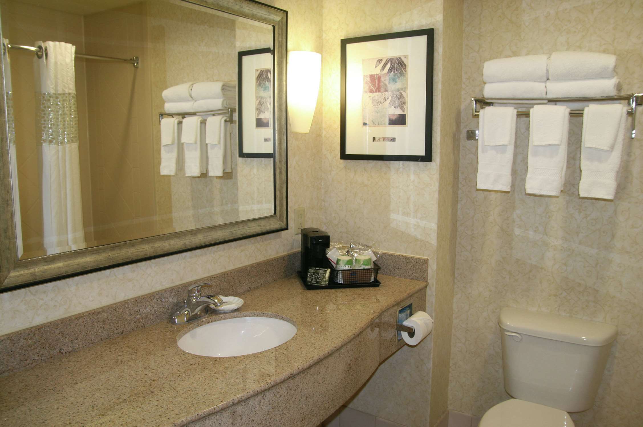 Hampton Inn & Suites Spartanburg-I-26-Westgate Mall Photo