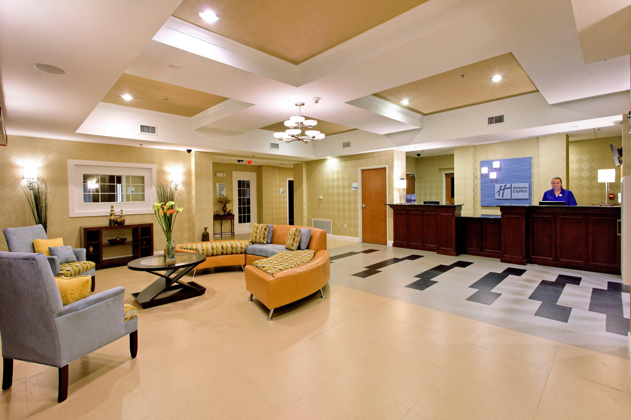 Holiday Inn Express & Suites Andalusia Photo