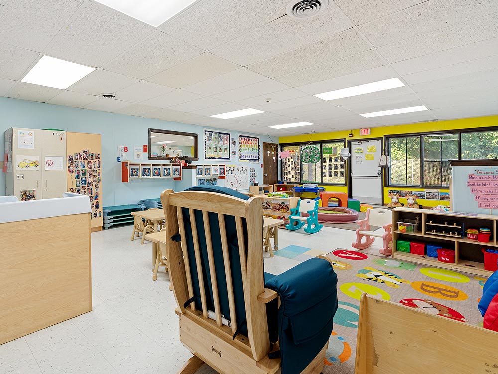 Skyrise School on Whitcomb Ave Image