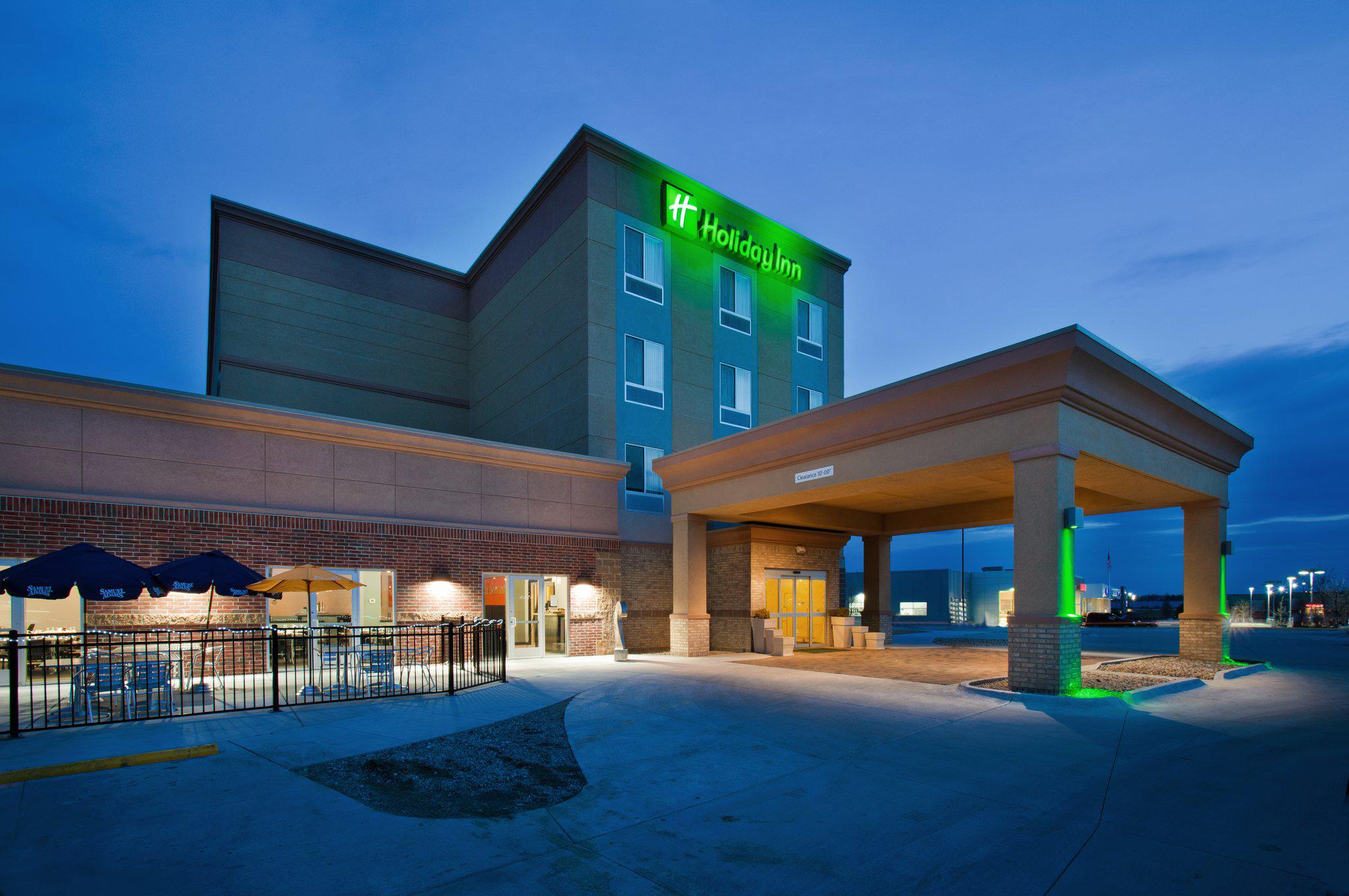 Holiday Inn Lincoln Southwest Photo