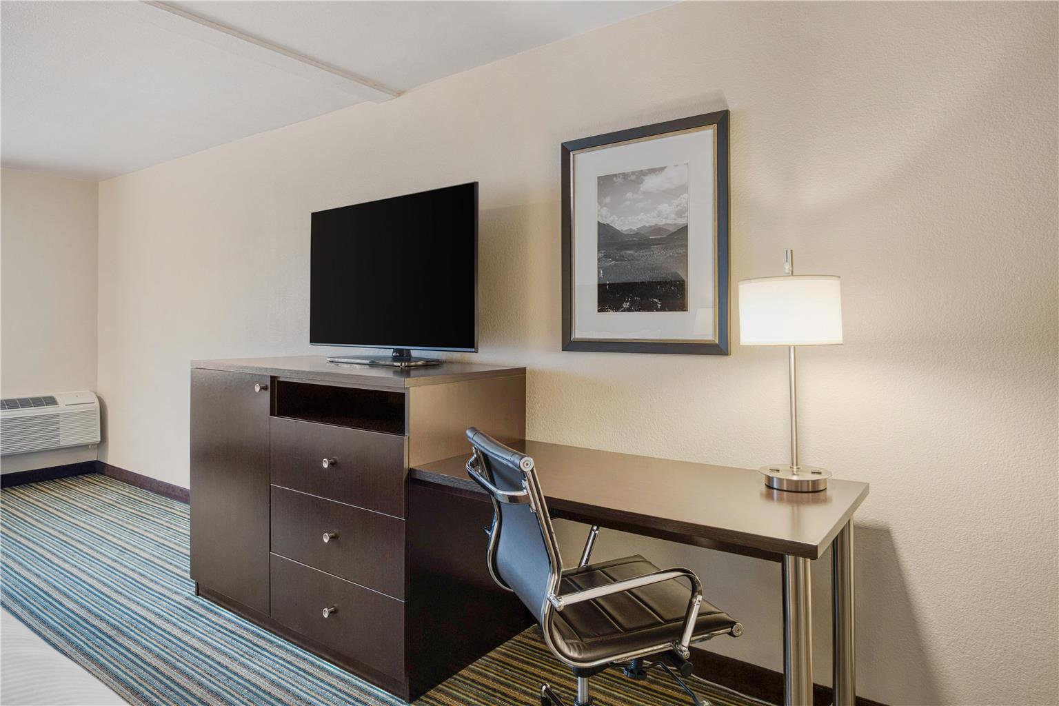 Best Western Alderwood Image