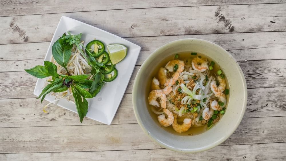 P7: Shrimp Noodle Soup - Pho Tom