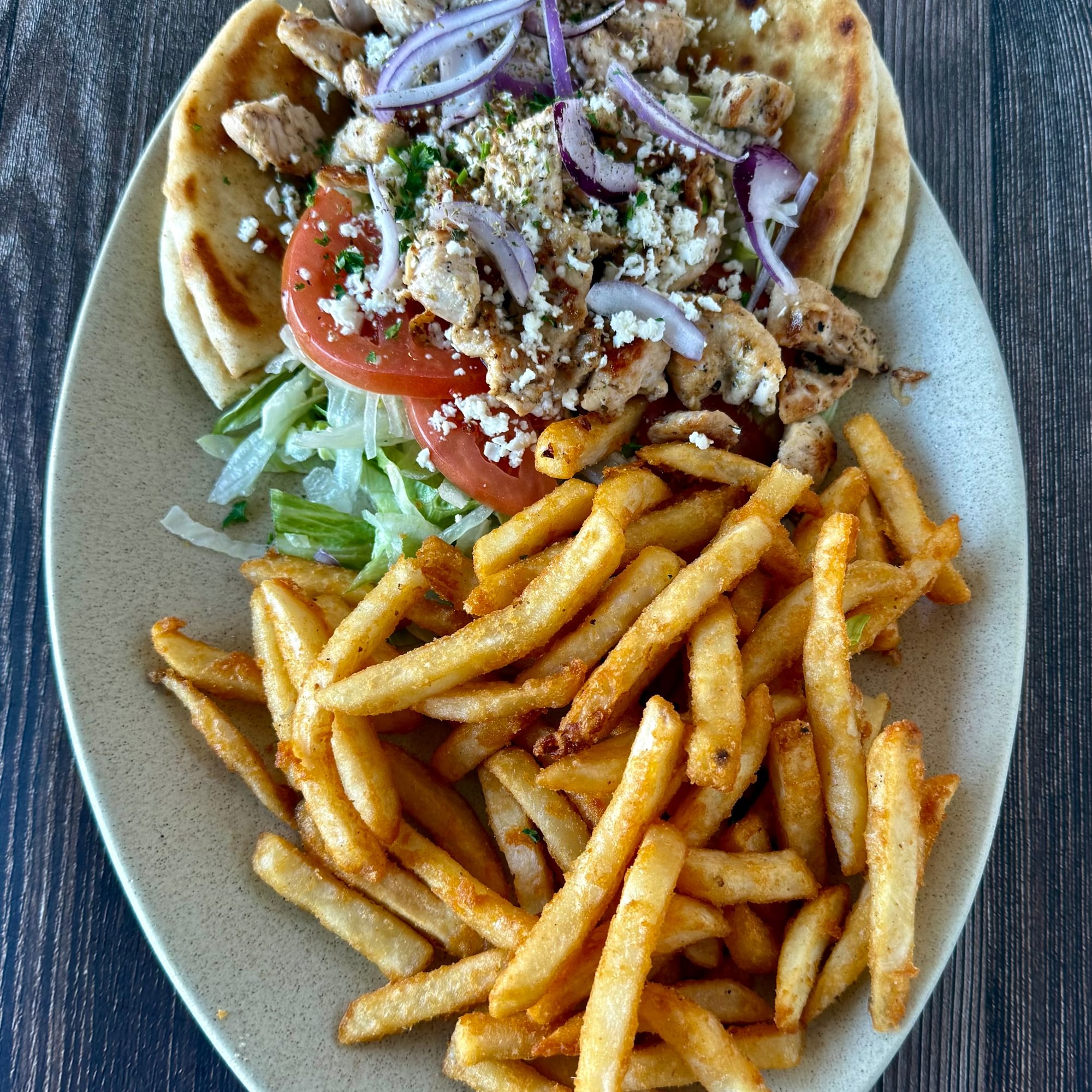 CHICKEN SOUVLAKI PLATTER