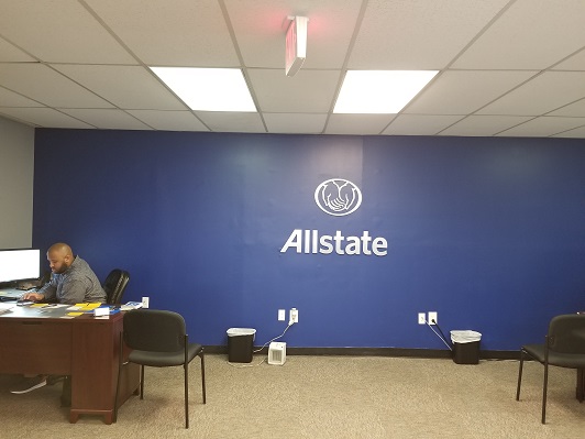 Denni Cravins: Allstate Insurance Photo