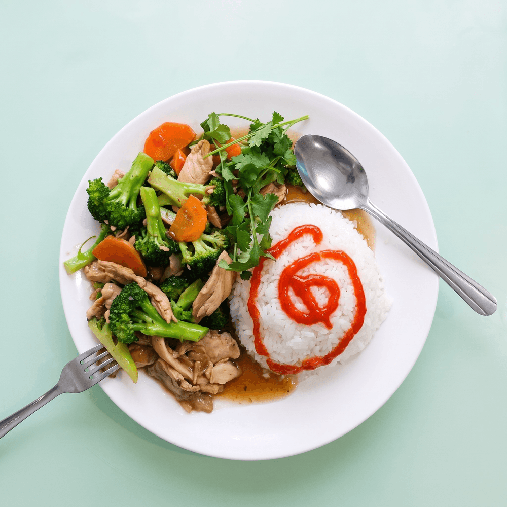 Cơm Gà Xào Bông Cải