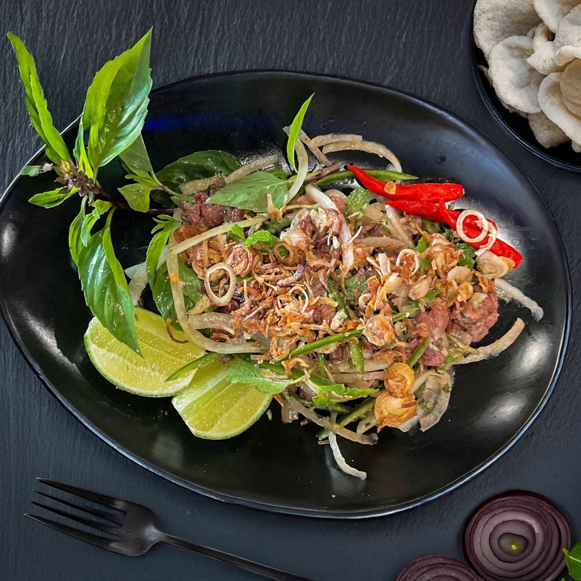 Gỏi Bò Tái Chanh
