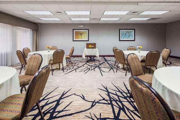 Images Best Western Plus River Escape Inn & Suites