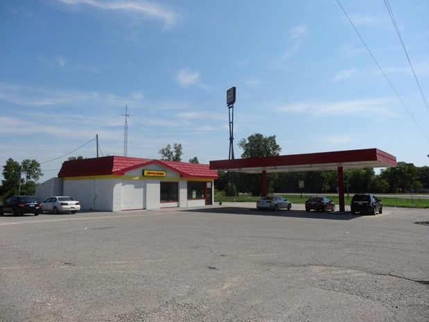 Images Midwest Title Loans