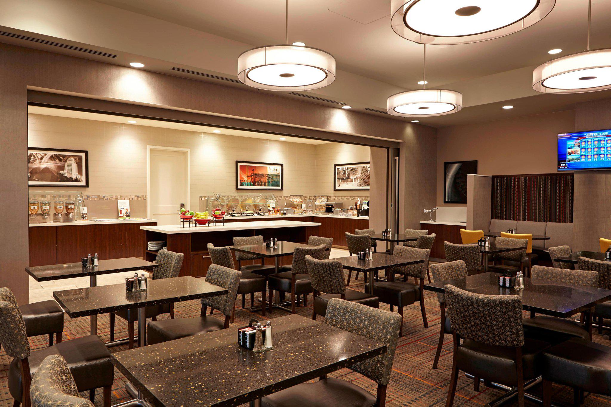 Residence Inn by Marriott Los Angeles LAX/Century Boulevard Photo