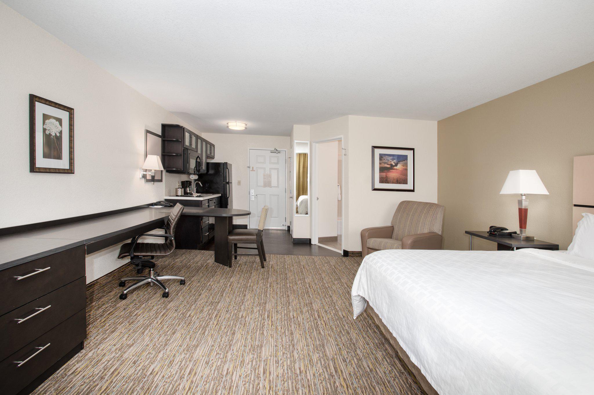 Candlewood Suites Manhattan Photo