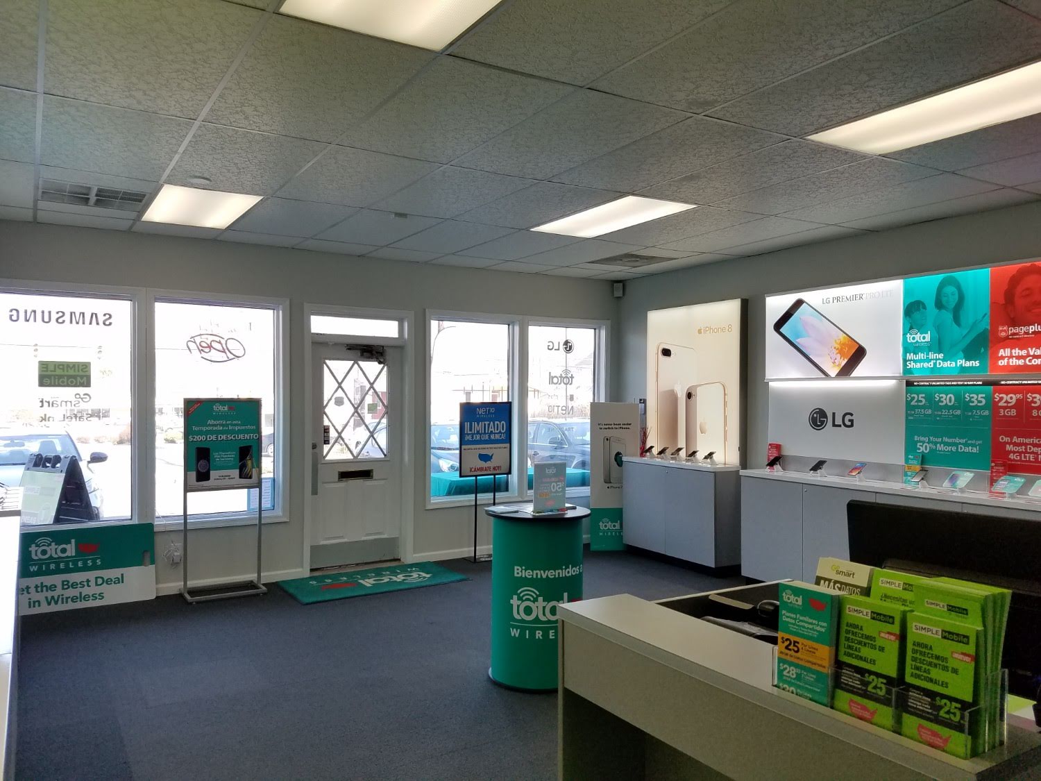 Total Wireless Store Photo