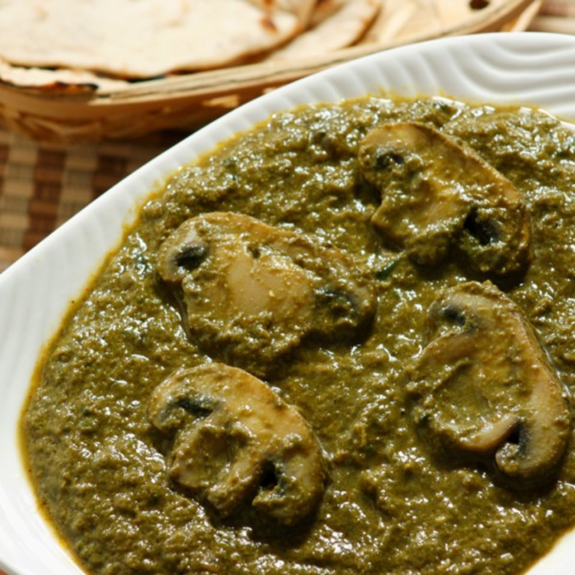 Saag Mushroom