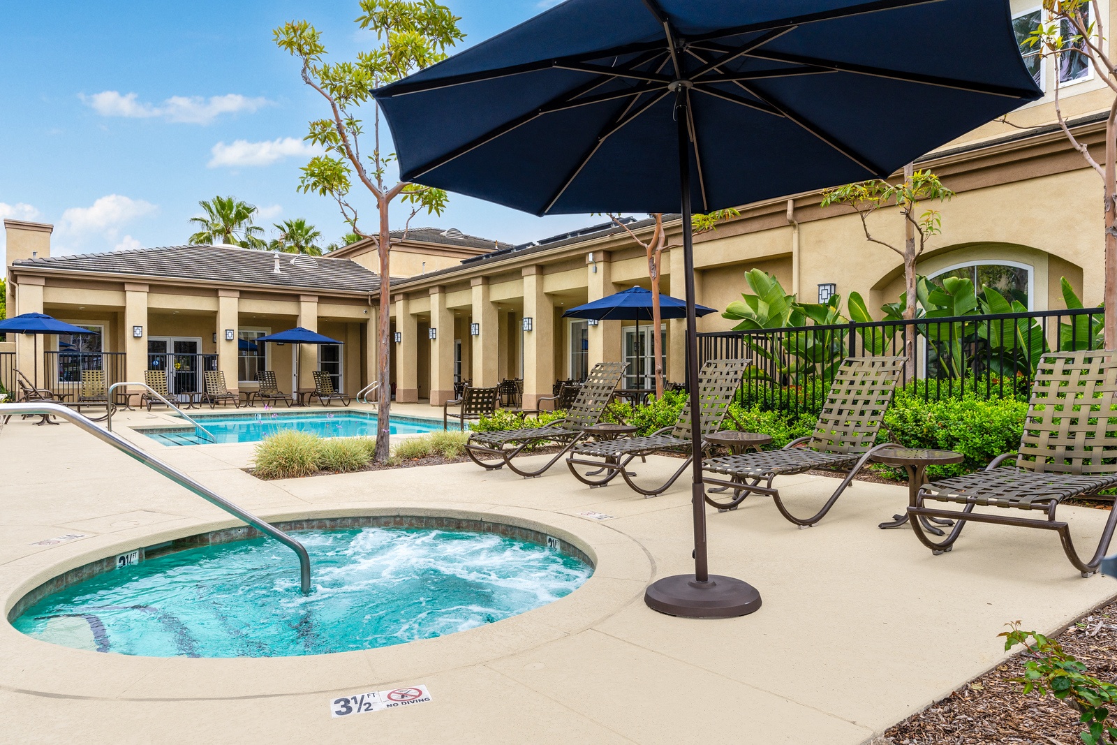 55+ FountainGlen Seacliff