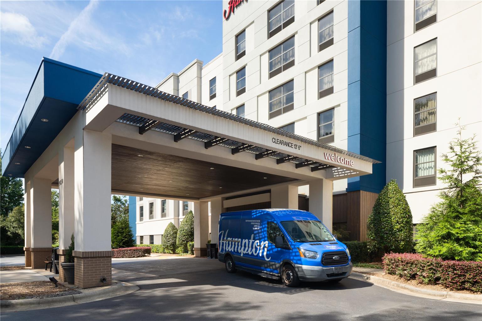 Hampton Inn & Suites Concord Charlotte Image