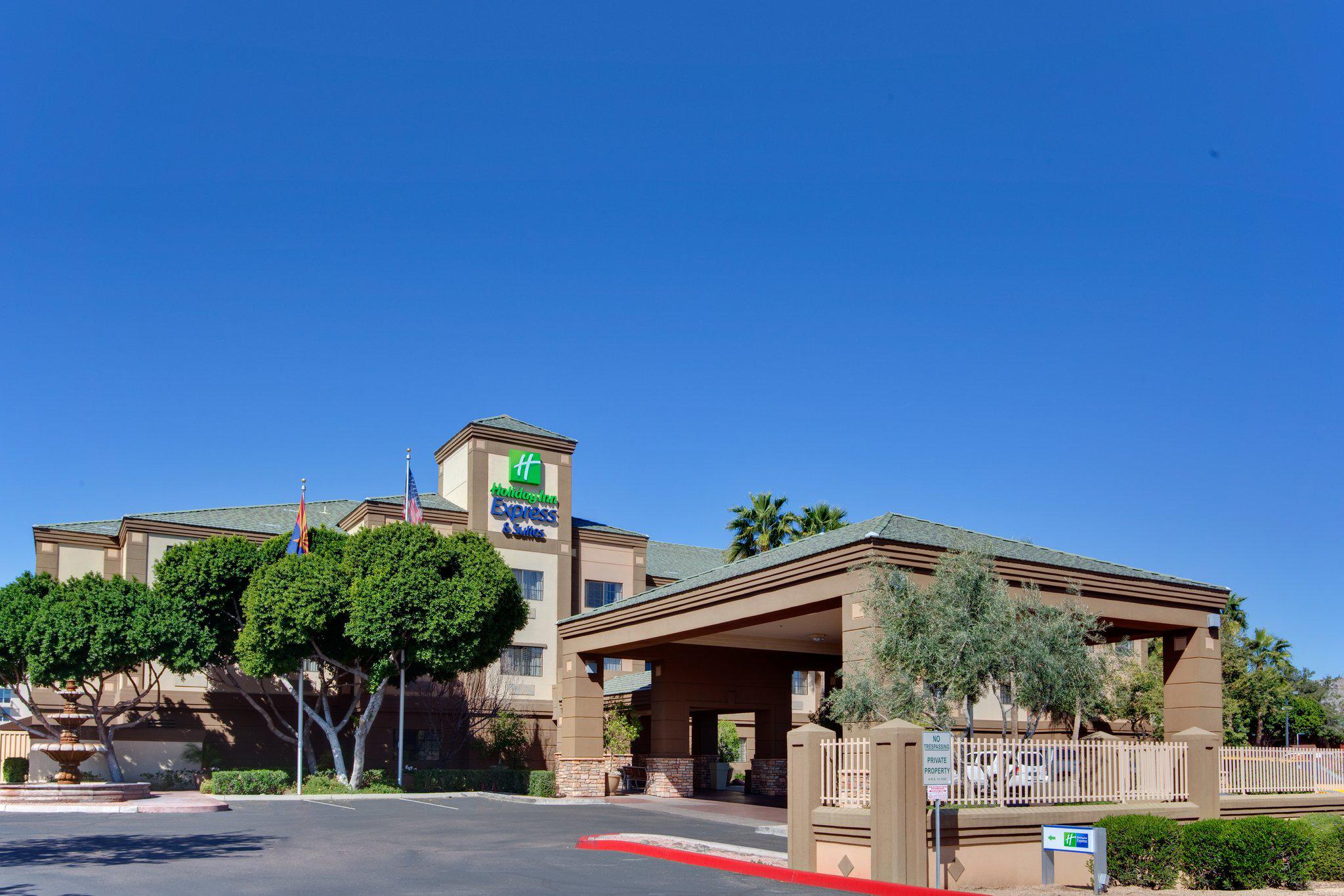 Holiday Inn Express & Suites Phoenix Downtown - Ballpark Photo