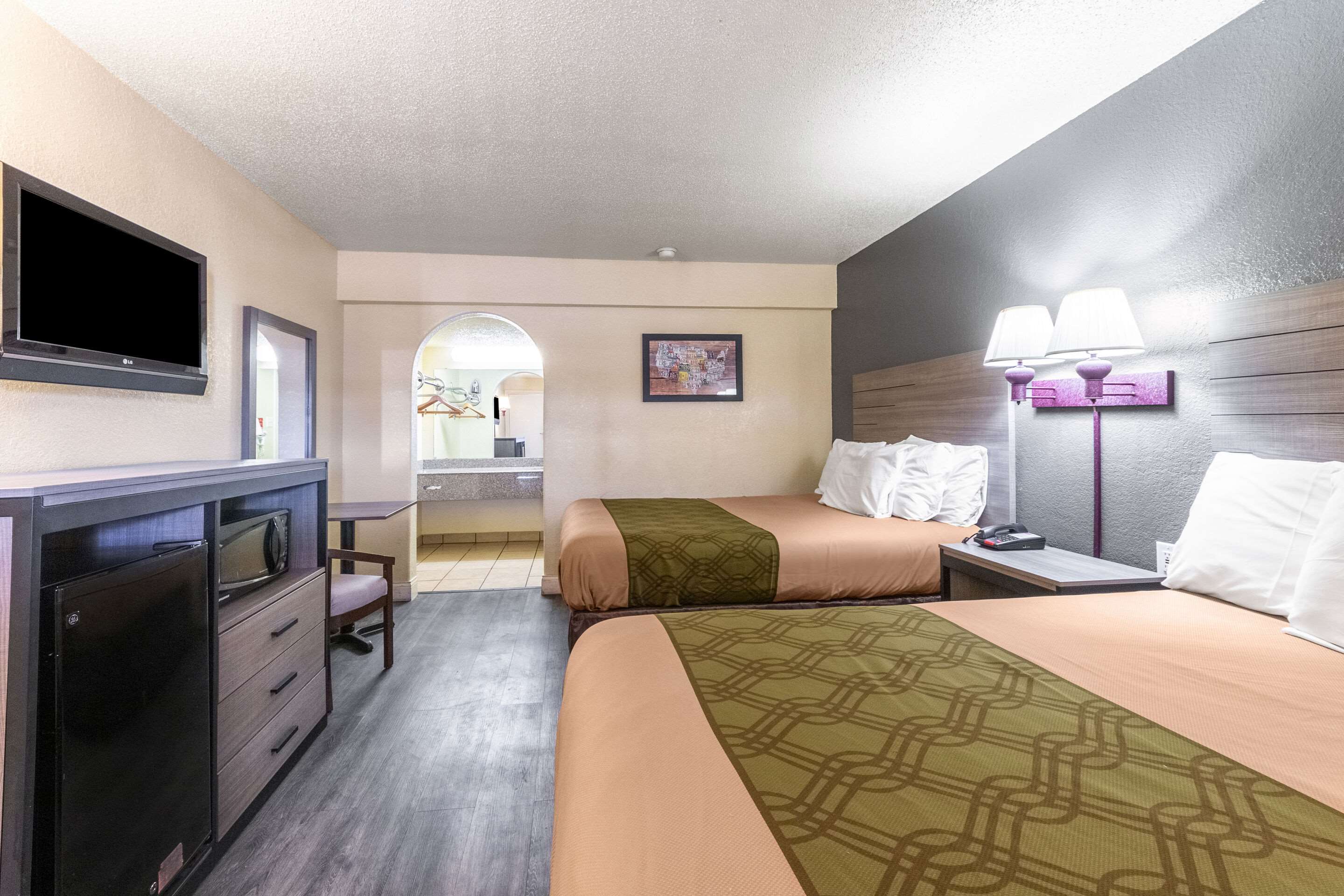 Econo Lodge San Marcos University Area Photo