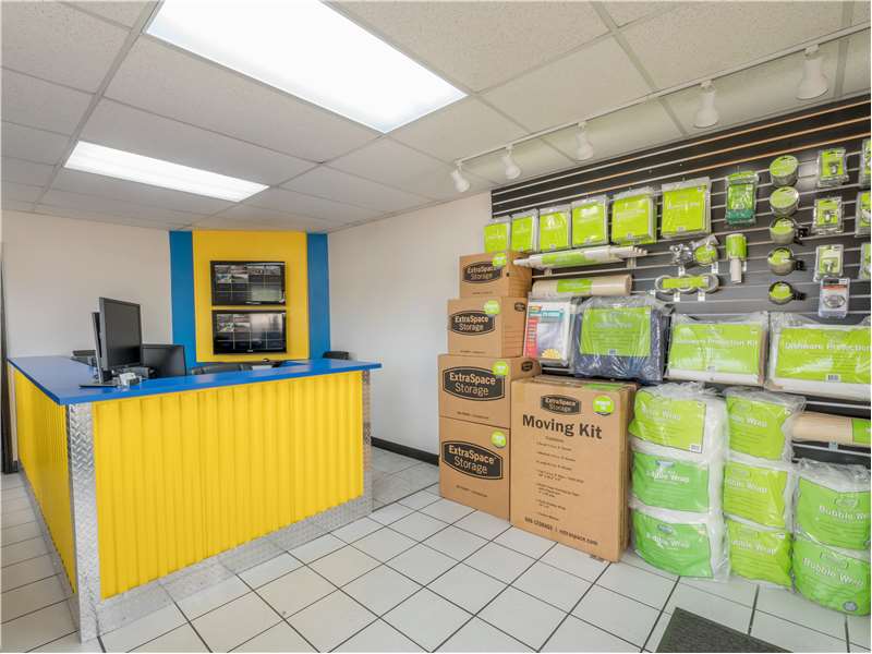 Extra Space Storage Memphis 9013436324 Storage Facilities ViewLocate