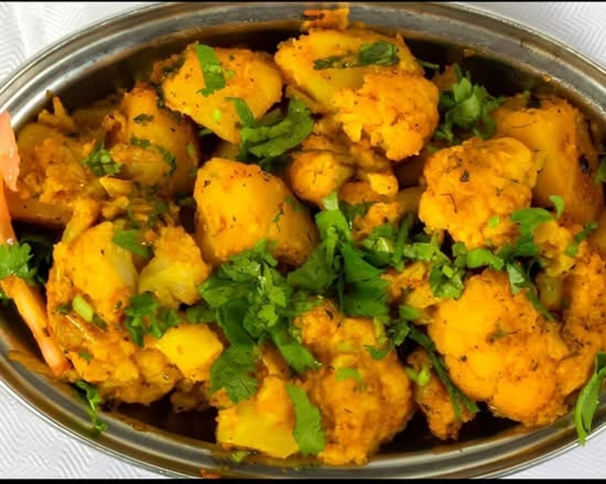 Aloo Gobi Ghar Ki 🌱Lunch