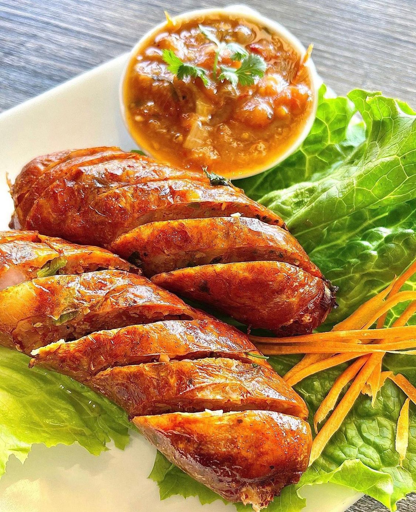 lao pork sausages W/sticky rice