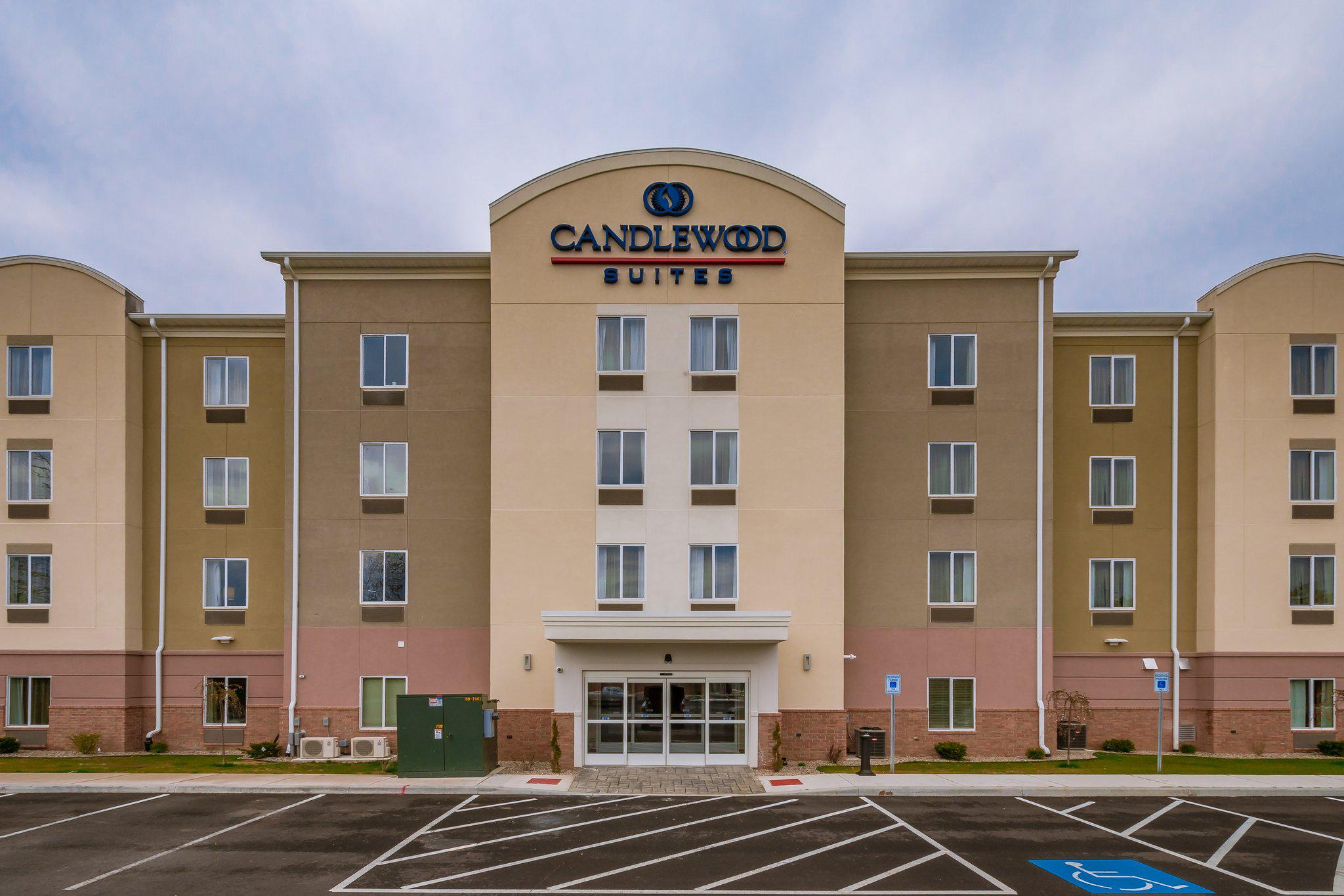 Candlewood Suites Mishawaka Photo